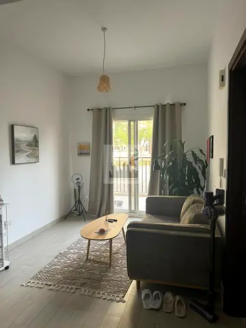 1 BR w/ Balcony | Well Maintained I Prime Location