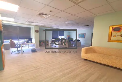 DIP | Fitted Office DED License | 1 Parking Space