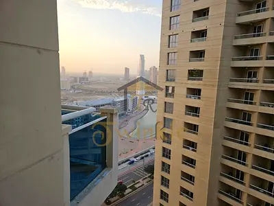 LAKE VIEW | HIGH FLOOR | COVERED PARKING | STUDIO | FOR RENT