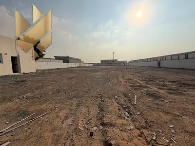 حوطة مناسبة لشركات المقاولات، السكراب، التخزين أو أي نشاط صناعي وتجاري