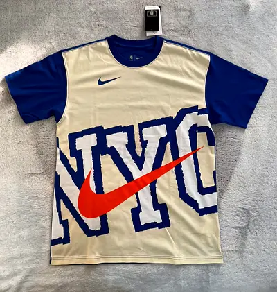 Nike New York Knicks Essential City Edition