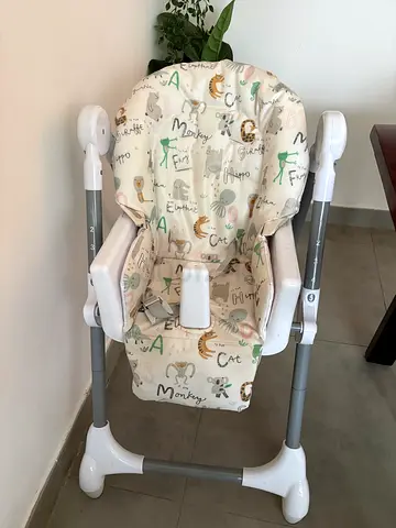 Mama’s and Papa’s adjustable high chair