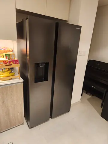 Samsung Latest Model Fridge Freezer Side By Side With Auto Ice Maker Water Filter 90cm width 180cm h