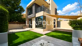 Huge Plot | Genuine Listing | Corner Unit
