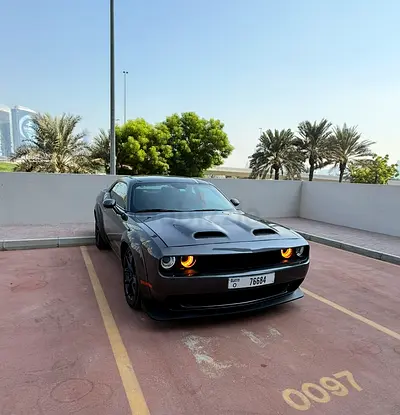 Widebody clean dodge challenger GT 2022