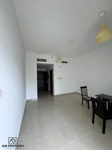 Last Unit * Buget Friendly * spacious Studio *