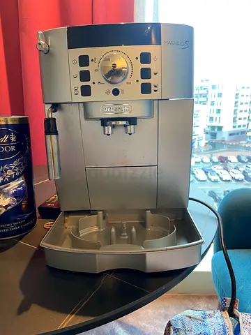 Delonghi coffee machine