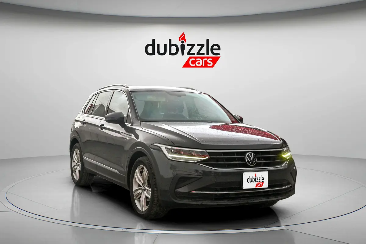Volkswagen Tiguan 2023 — photo 1 of 15