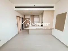 Elegant unit I With balcony luxury I Prime location