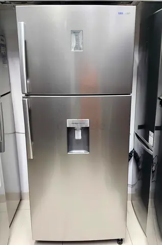 Samsung fridge with water dispenser 750 litter lasted model