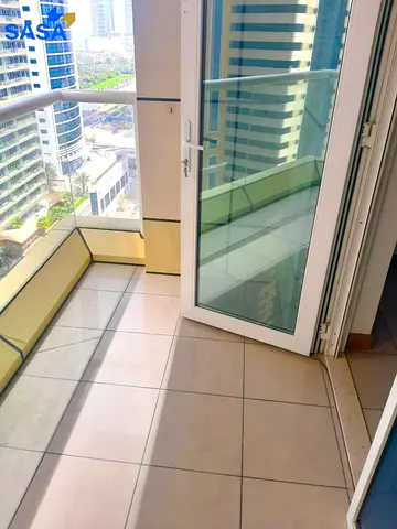 Exclusive 1BR with 2 Bathrooms | High Floor | Dubai Marina