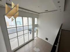 Showroom on the main street, 2500 sq ft