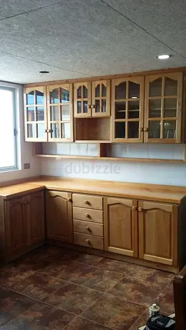 Wooden Kitchen Cabinets with Glass Doors