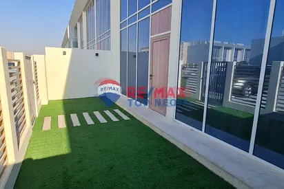 Gated Community | LOFTS Townhouse | READY TO MOVE