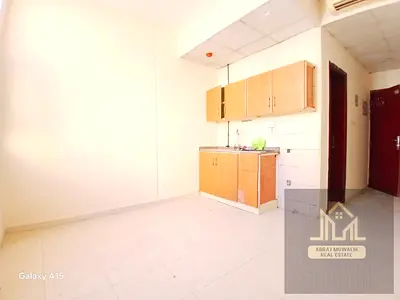 CHEAP PRICE STUDIO WOW \\ LOOK LIKE A GORGEOUS APARTMENT \\ AT THE PRIME LOCATION \\ FAMILY BUILDING \\ F