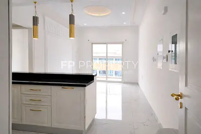 Classy | Spacious | Well Maintained | Ready To Move