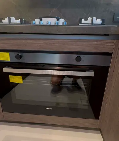 Never Use Siemens 92 Litres Built-in Gas Oven, Cavity Inner Surface, Glass Inner Door, Color Black