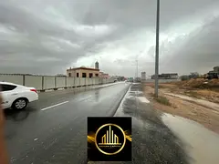 Commercial land (showroom) for sale in a prime location in Al-Haylo 2