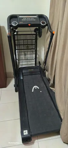 Head folding treadmill