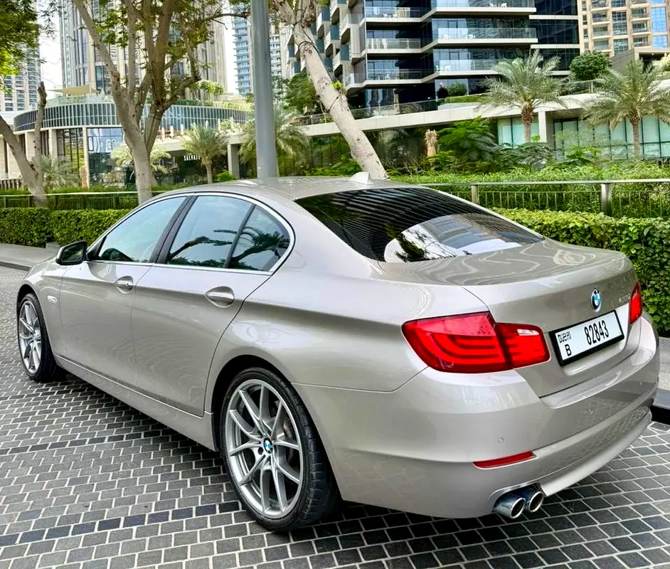 BMW 5-Series 2013 — photo 1 of 16