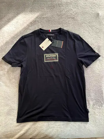 Tommy Hilfiger Logo Print Jersey T-Shirt