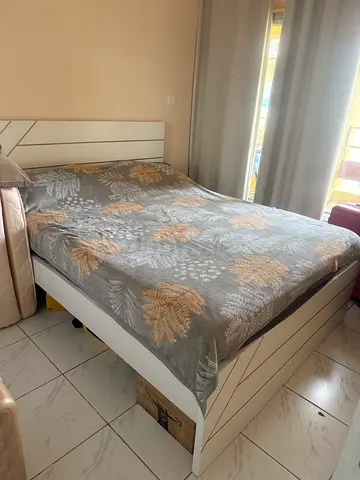 Bed 160*200