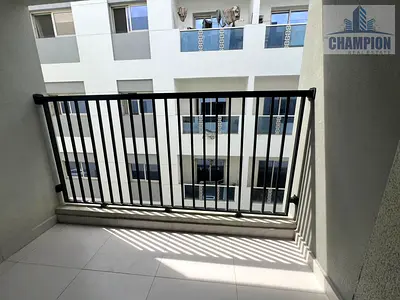 Spacious 1 BHK | 688 Sqft | AED 55K Rent