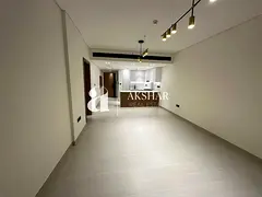 Smart Home | Near Circle Mall | Fitted Kitchen