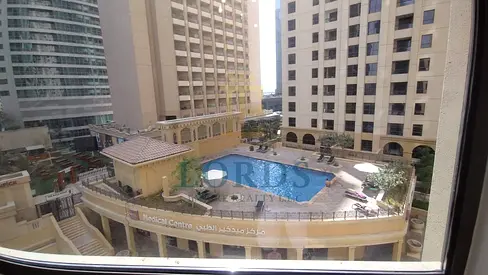 Marina and Canal View / Spacious Unit / Vacant