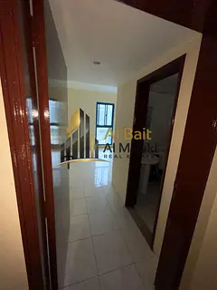 Three bedrooms and a living room with an open view. Spacious area. Three bathrooms. Payment in four