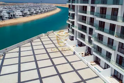 استديو جاهز وسط وجهةبحرية\تملك حر\كاش أوتمويل بنكي