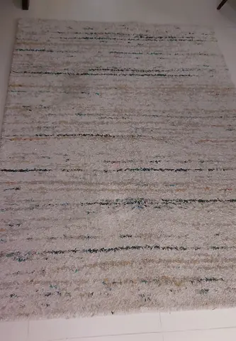 Rug/ Carpet size 180 x 230 cm