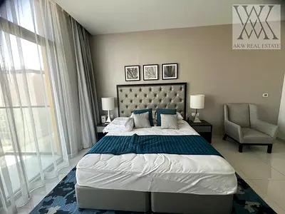 FULLY FURNISHED | BRIGHT UNIT | SPACIOUS SIZE