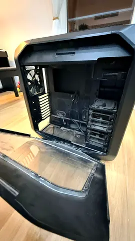 Gaming PC Case with Transparent Side Panel and big front and back fans