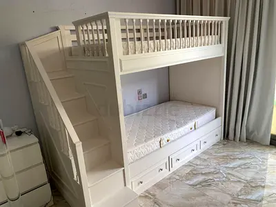 Selling Top quality Pottery barn Brand bunk bed with two mattresses Brand new condition high quality