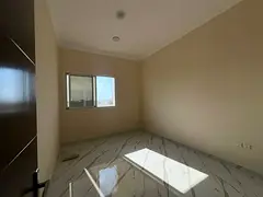 Two bedrooms, a living room, three bathrooms, two water tanks, very large area, second building, exc