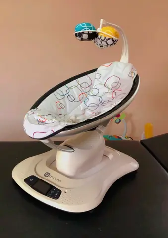 Lightweight Baby Swing with Vibrating Features