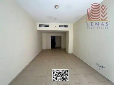 2 bedroom for sale cash closed kitchen.