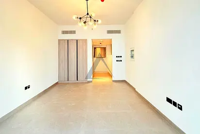 Spacious Unit | Prime Location | Ready To Move In