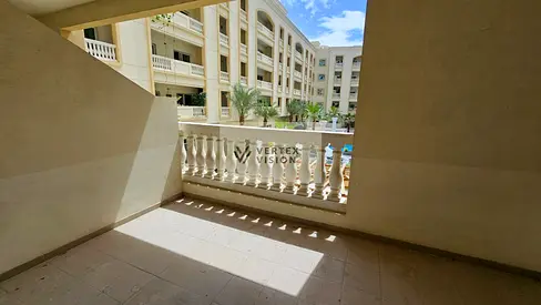 Newly Up Graded 3BR-Duplex Community View Extra Spacious