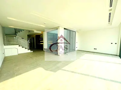 Huge Size | All Ensuite | Roof Access