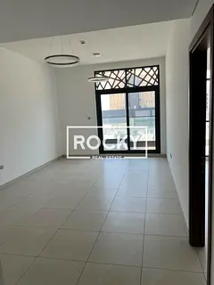 1 B/R with Terrace | Fitted Kitchen | Pool &amp; Gym