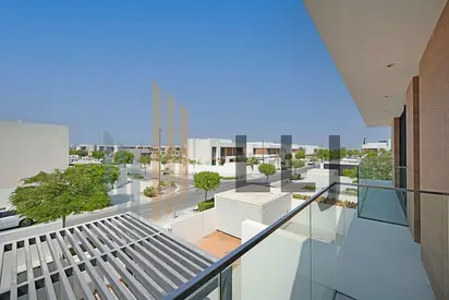 Corner | Standalone 5BR Villa | Next to Amenities