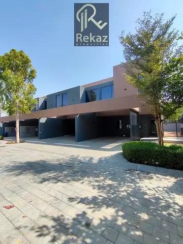 عرض | 3 غرف نوم | غرفة خادمة | جاهز للسكن