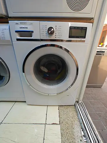Siemens washer dryer set iq700 series in excellent condition