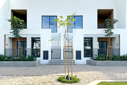 Park backing | Modern | Available from April