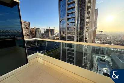 Spacious Studio | Unfurnished | Vacant