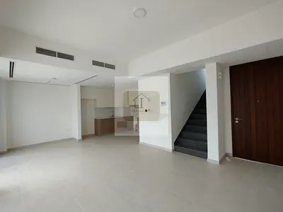 AMAZING LOCATION | CLOSE TO POOL AND PARK