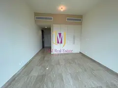 Well-Maintained 2 BHK | Unfurnished | Sea View