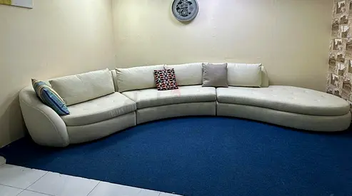 Crate and barrel luxury 5 seater sofa